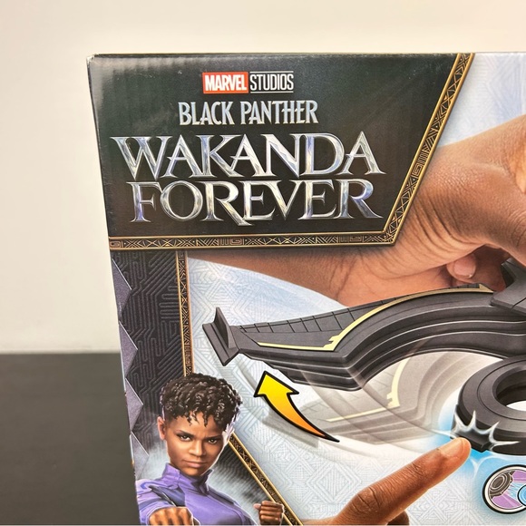 Black Panther Wakanda Forever Vibranium Blast Sunbird Playset with Shuri Marvel - Picture 2 of 13